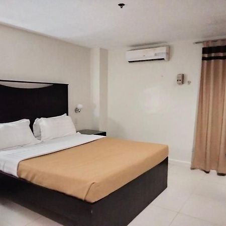 סוריגאו Annex Hotel Tavern מראה חיצוני תמונה
